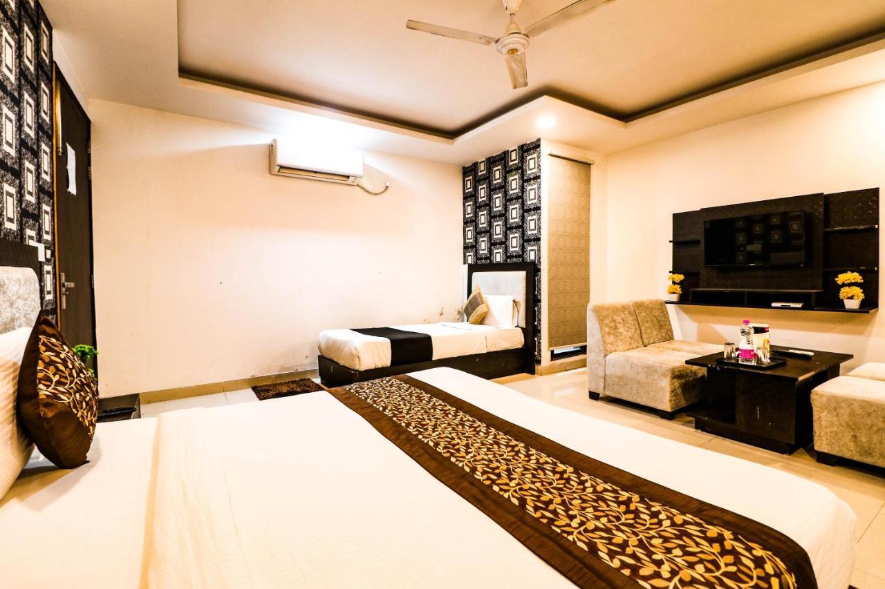 Hotel Olive Zone Near Delhi Airport New Delhi Exterior photo